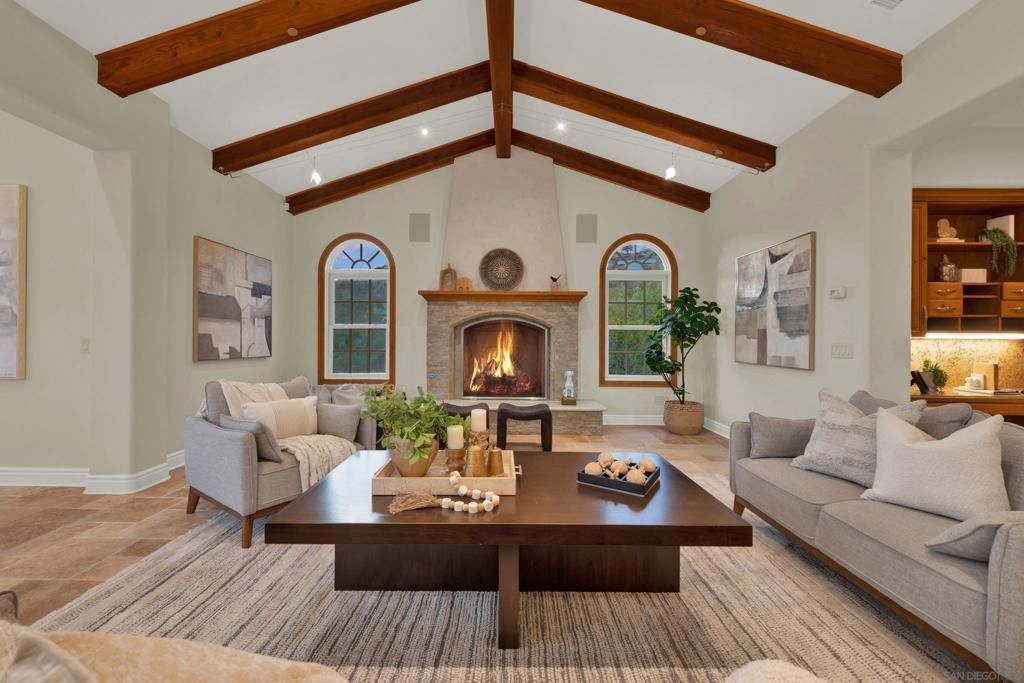 Image 14 of property listing at 14425 Cheyenne Trl, Poway, CA 92064