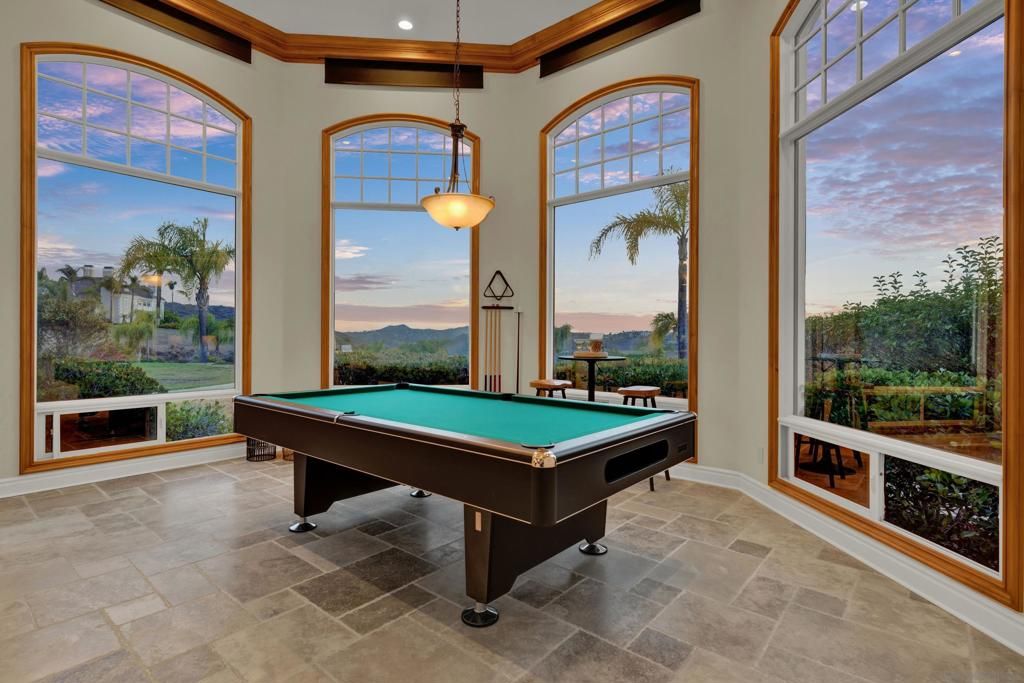 Image 16 of property listing at 14425 Cheyenne Trl, Poway, CA 92064