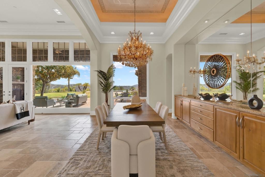 Image 23 of property listing at 14425 Cheyenne Trl, Poway, CA 92064