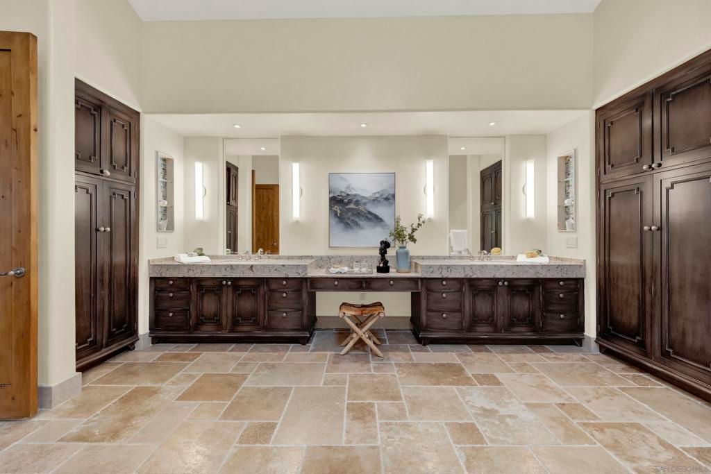 Image 42 of property listing at 14425 Cheyenne Trl, Poway, CA 92064