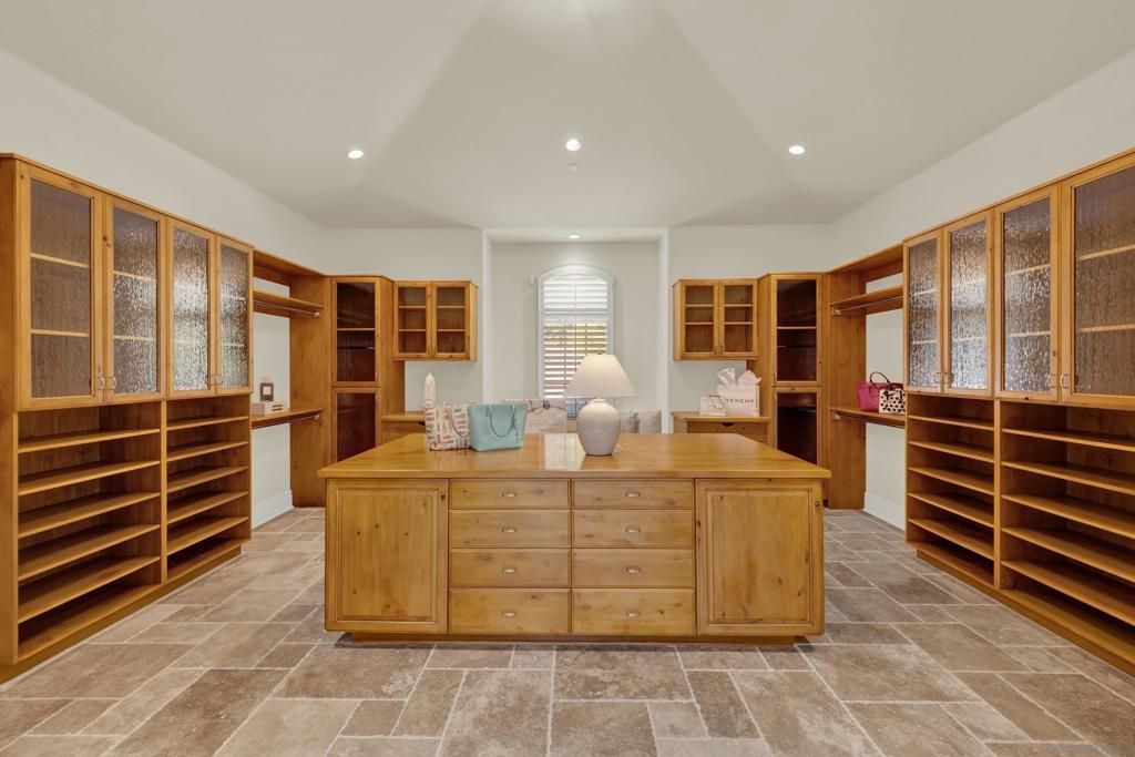 Image 46 of property listing at 14425 Cheyenne Trl, Poway, CA 92064