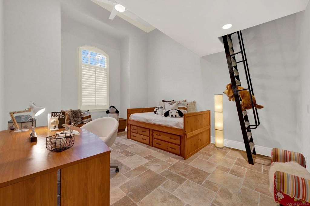 Image 50 of property listing at 14425 Cheyenne Trl, Poway, CA 92064