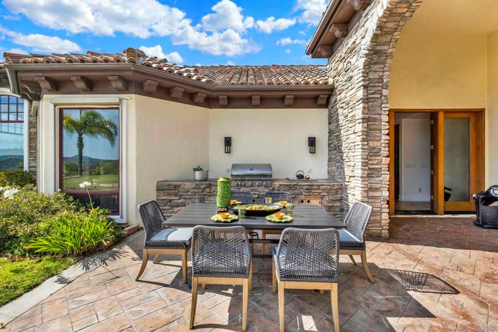 Image 61 of property listing at 14425 Cheyenne Trl, Poway, CA 92064