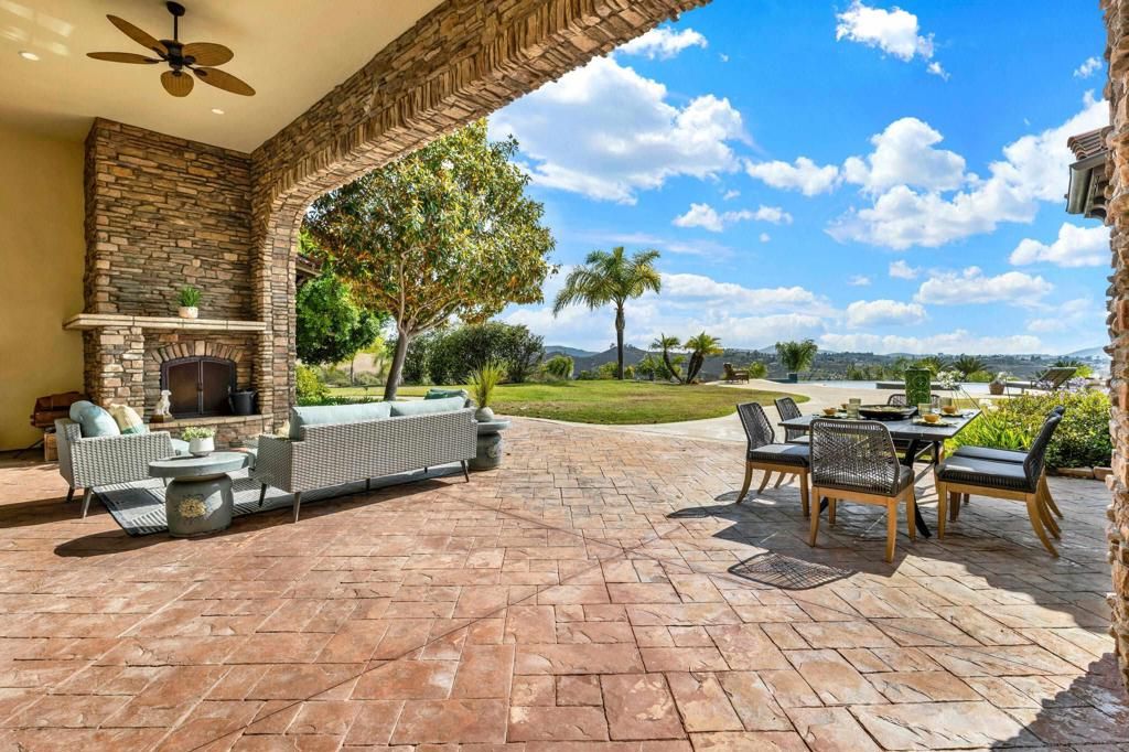 Image 62 of property listing at 14425 Cheyenne Trl, Poway, CA 92064