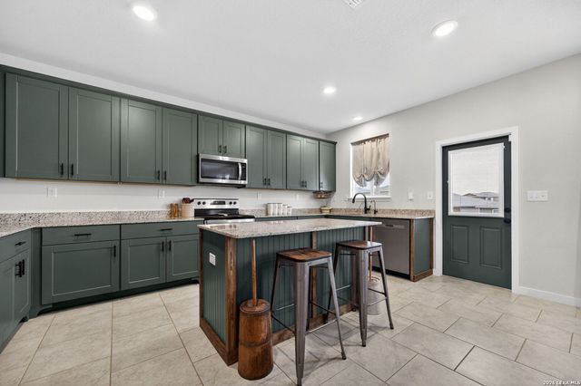 7313 Playa Xing, San Antonio, TX 78252