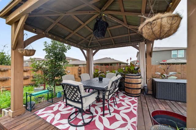 7313 Playa Xing, San Antonio, TX 78252