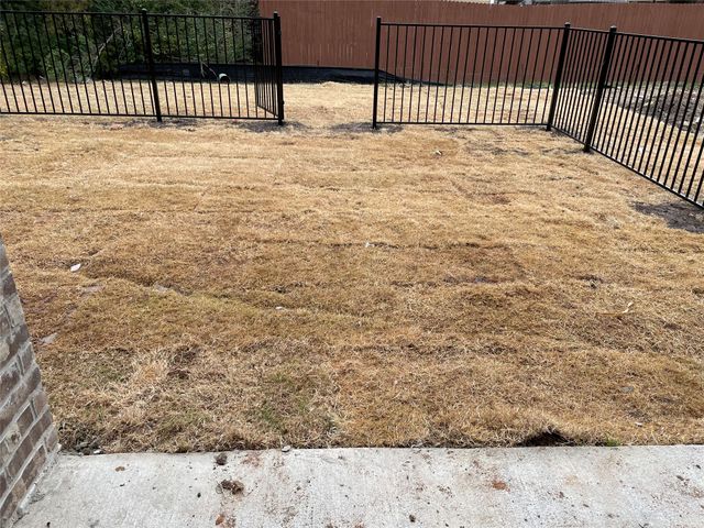 6816 Topaz Drive, Greenville, TX 75402