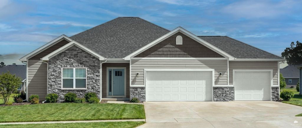 4842 Jackie's Way, Manhattan, KS 66502