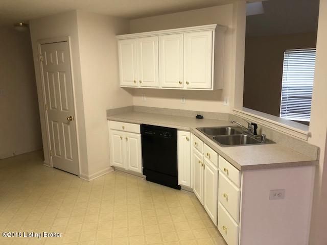 8705 Hidden Grove Pl, Louisville, KY 40291