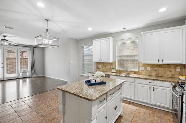 2335 Maserati Drive, Frisco, TX 75033