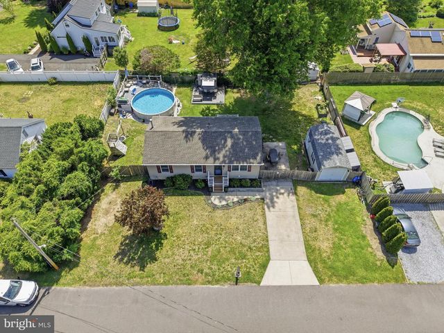 871 TRENTON AVE, Sewell, NJ 08080