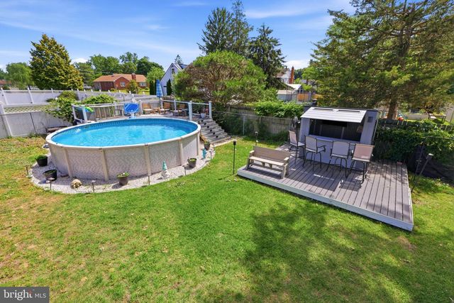 871 TRENTON AVE, Sewell, NJ 08080