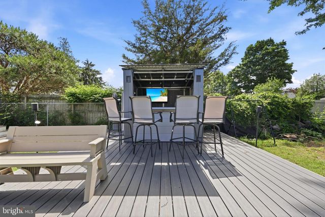 871 TRENTON AVE, Sewell, NJ 08080