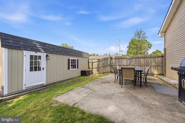 871 TRENTON AVE, Sewell, NJ 08080