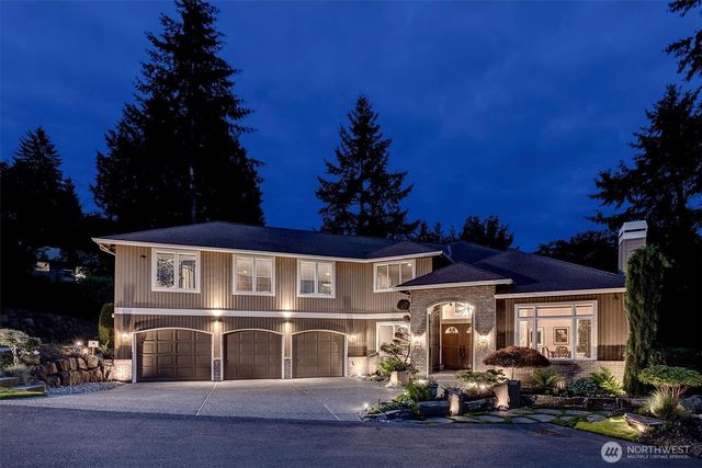 10523 NE 118th Lane, Kirkland, WA 98034