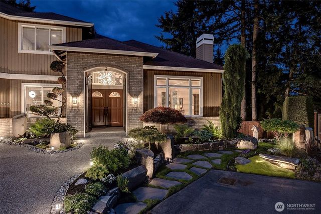 10523 NE 118th Lane, Kirkland, WA 98034