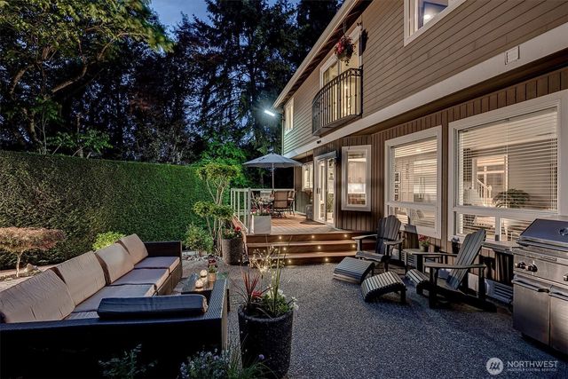 10523 NE 118th Lane, Kirkland, WA 98034