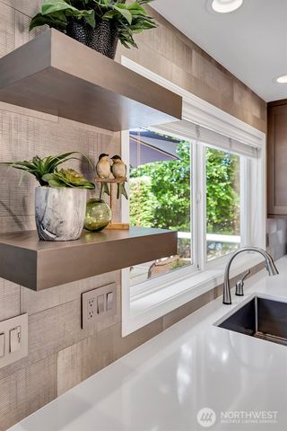 10523 NE 118th Lane, Kirkland, WA 98034
