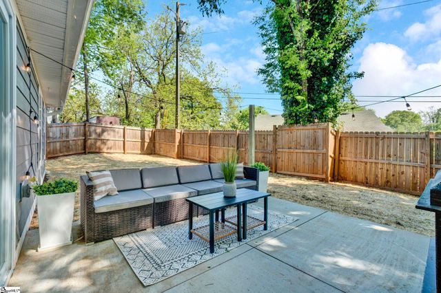 4 Mcarthur Street, Greenville, SC 29611
