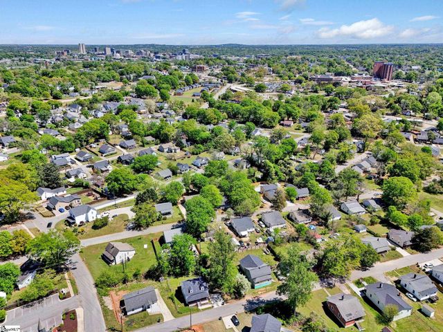 4 Mcarthur Street, Greenville, SC 29611