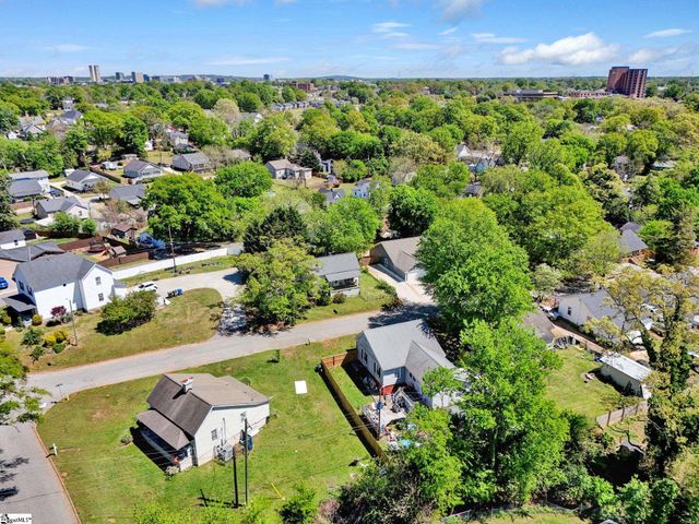 4 Mcarthur Street, Greenville, SC 29611