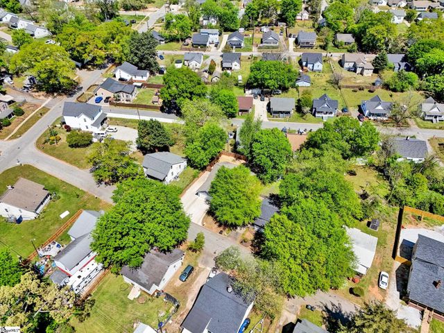 4 Mcarthur Street, Greenville, SC 29611