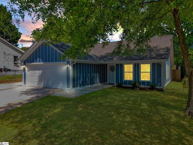 4 Mcarthur Street, Greenville, SC 29611