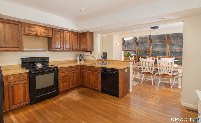 23 Trails End Lane, Ridgefield, CT 06877