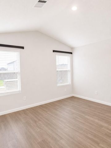 59 Road 5102, Cleveland, TX 77327