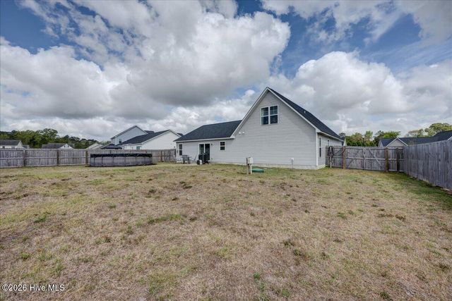 520 Poults Drive, Richlands, NC 28574