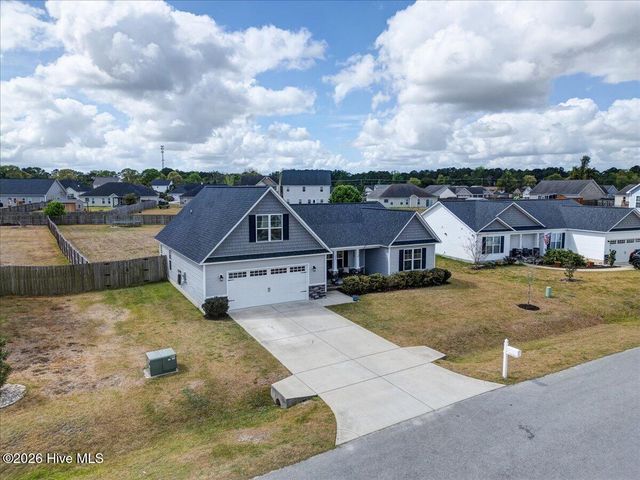 520 Poults Drive, Richlands, NC 28574