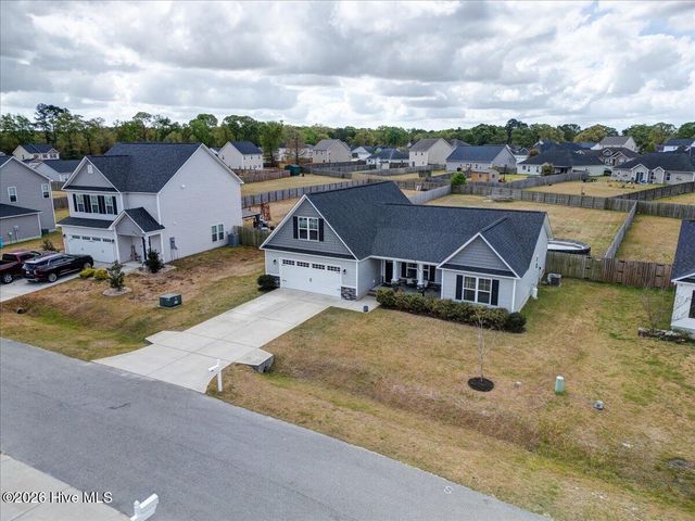 520 Poults Drive, Richlands, NC 28574