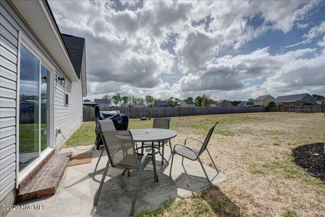 520 Poults Drive, Richlands, NC 28574