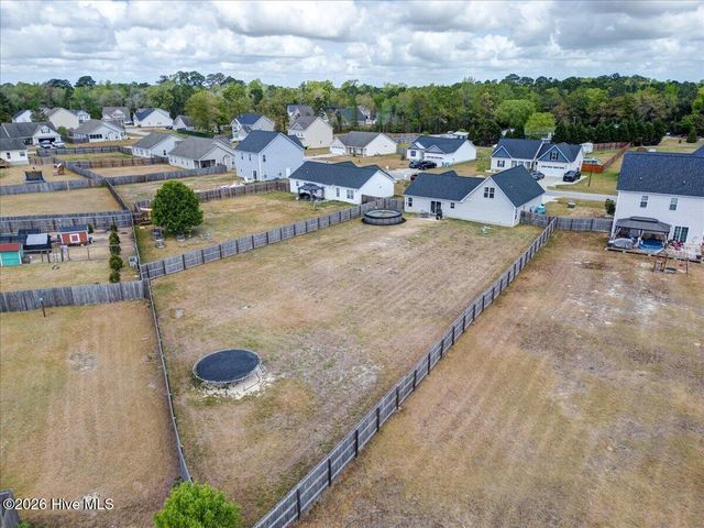 520 Poults Drive, Richlands, NC 28574