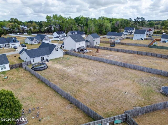 520 Poults Drive, Richlands, NC 28574