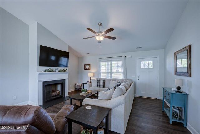 520 Poults Drive, Richlands, NC 28574