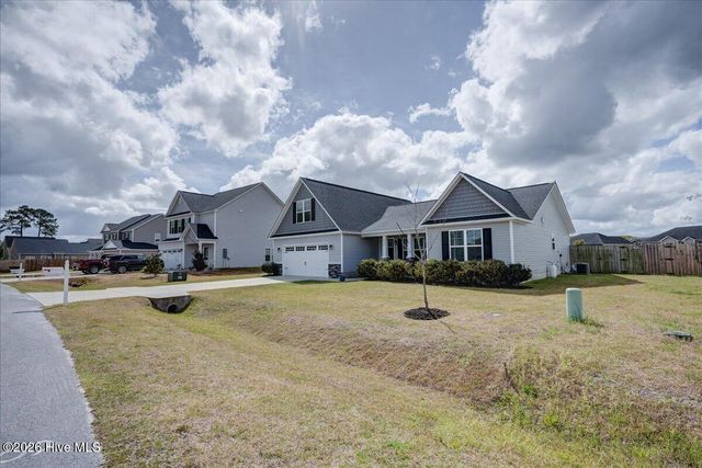 520 Poults Drive, Richlands, NC 28574