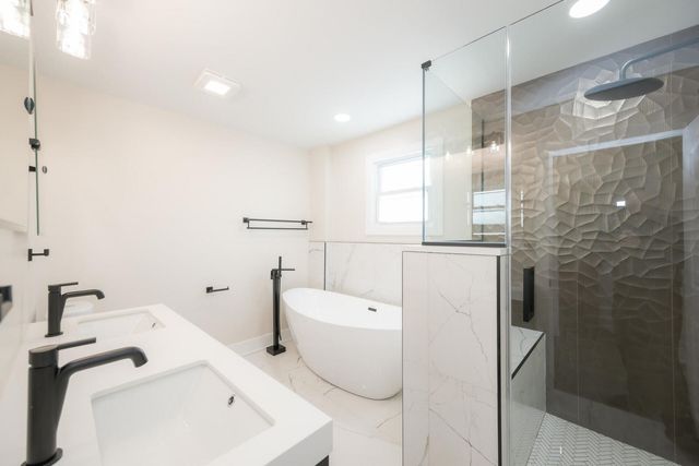 8728 S King Drive, Chicago, IL 60619