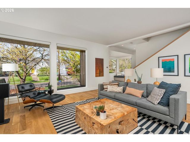 3122 Ne 44TH Ave, Portland, OR 97213