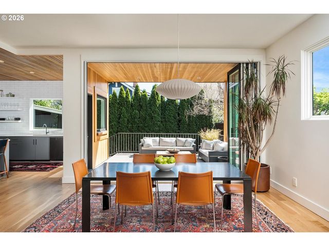 3122 Ne 44TH Ave, Portland, OR 97213