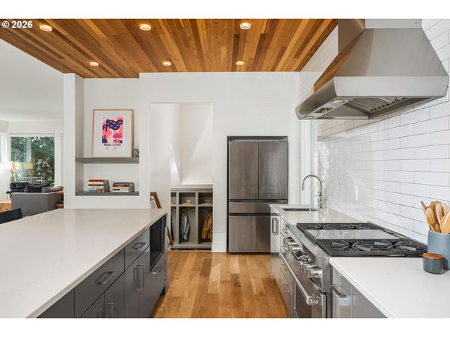 3122 Ne 44TH Ave, Portland, OR 97213