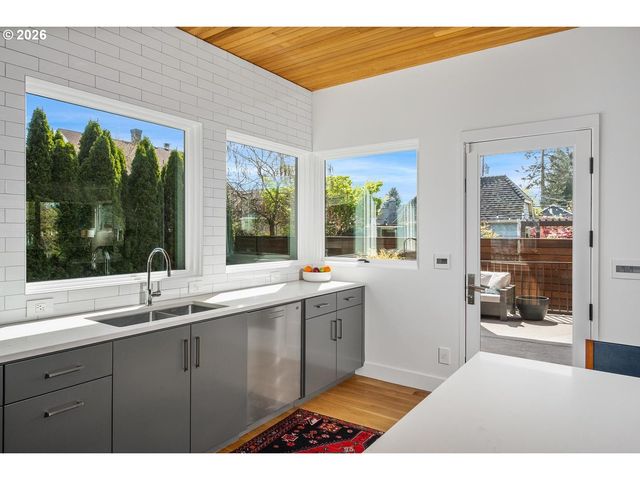 3122 Ne 44TH Ave, Portland, OR 97213