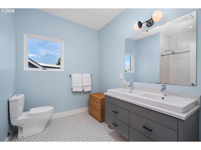 3122 Ne 44TH Ave, Portland, OR 97213