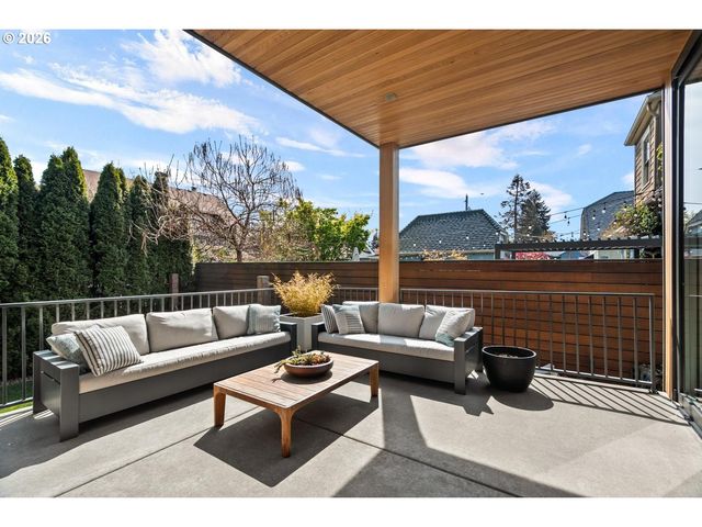 3122 Ne 44TH Ave, Portland, OR 97213