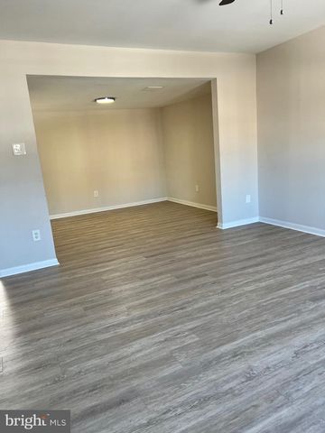 1145 JAMES MADISON CIR, Fredericksburg, VA 22405