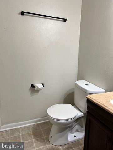 1145 JAMES MADISON CIR, Fredericksburg, VA 22405