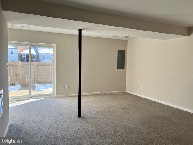 1145 JAMES MADISON CIR, Fredericksburg, VA 22405