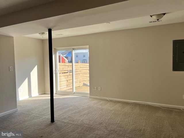 1145 JAMES MADISON CIR, Fredericksburg, VA 22405