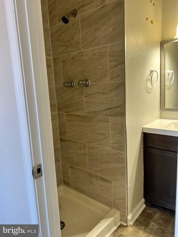 1145 JAMES MADISON CIR, Fredericksburg, VA 22405