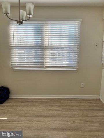 1145 JAMES MADISON CIR, Fredericksburg, VA 22405